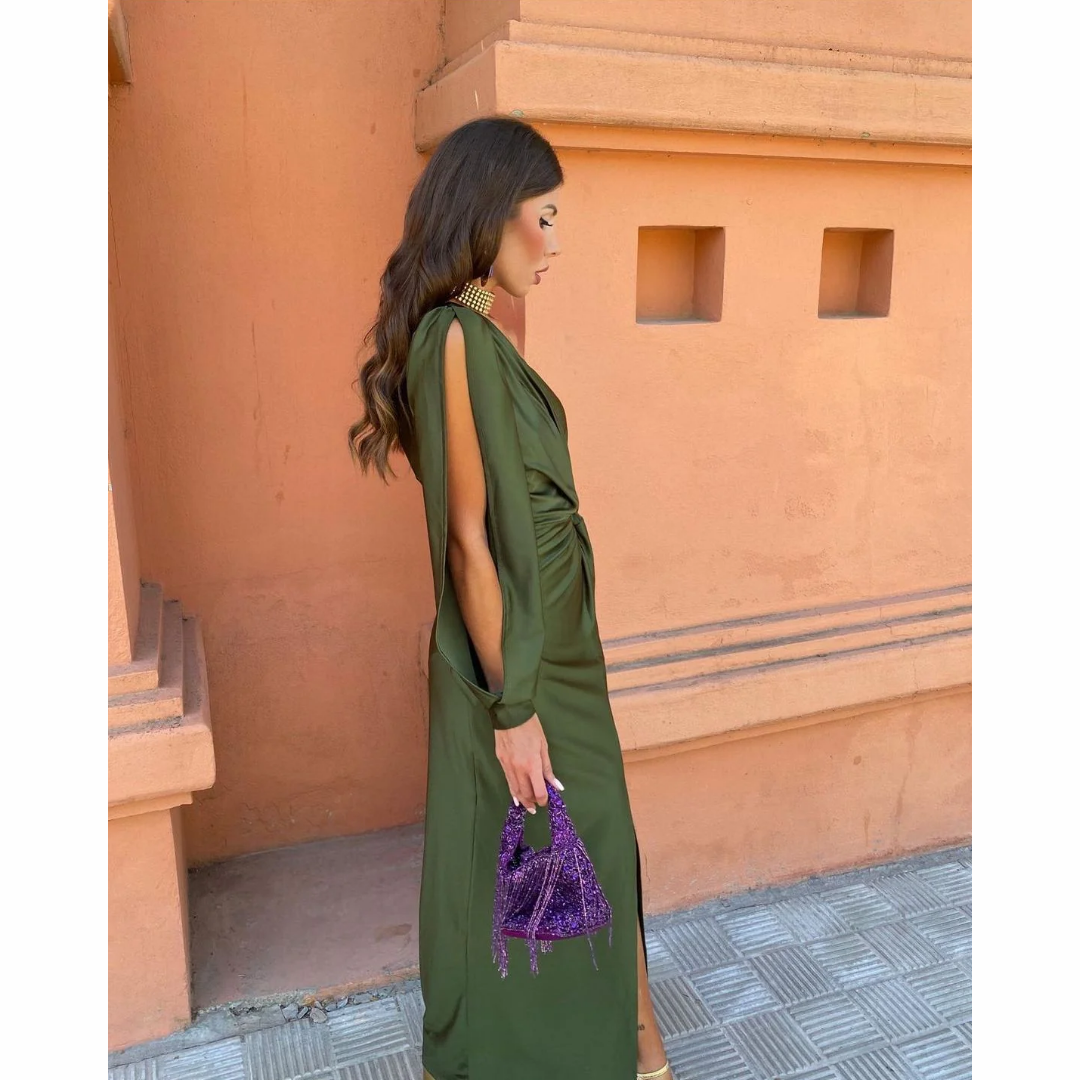 Kelly - Sophisticated Evening Gown